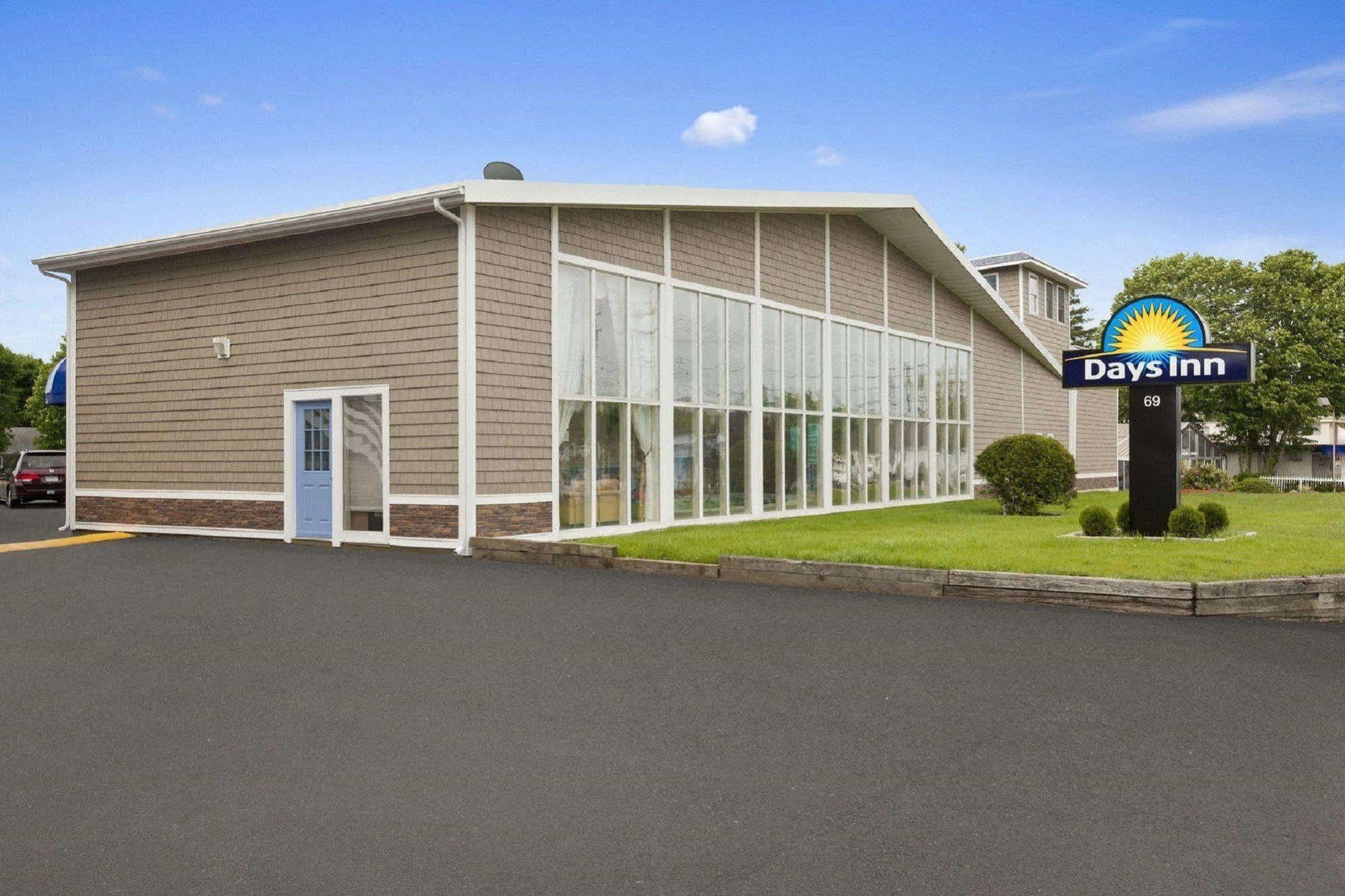 Days Inn By Wyndham - Cape Cod Area West Yarmouth Exterior photo